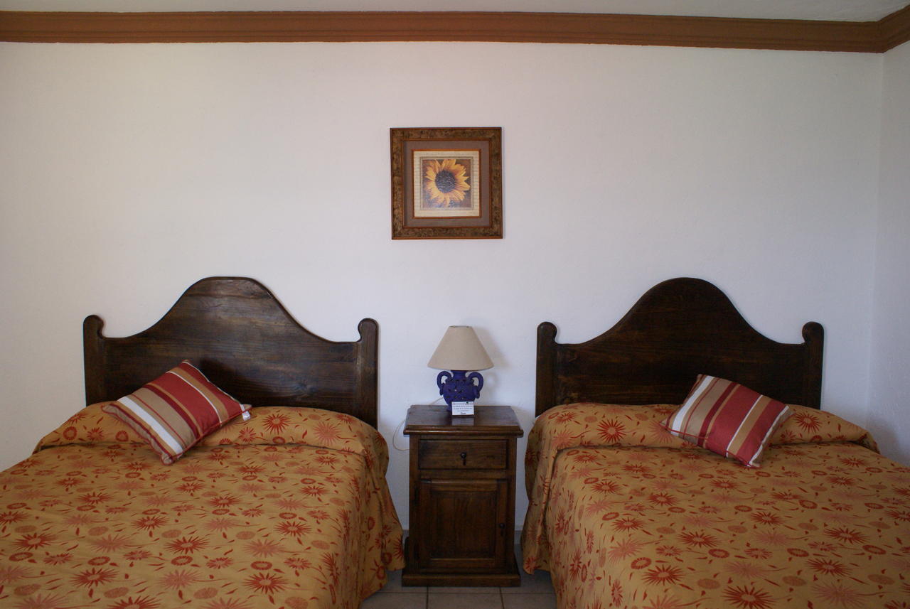 Hotel Los Sauces Villa Del Carbon Camera foto